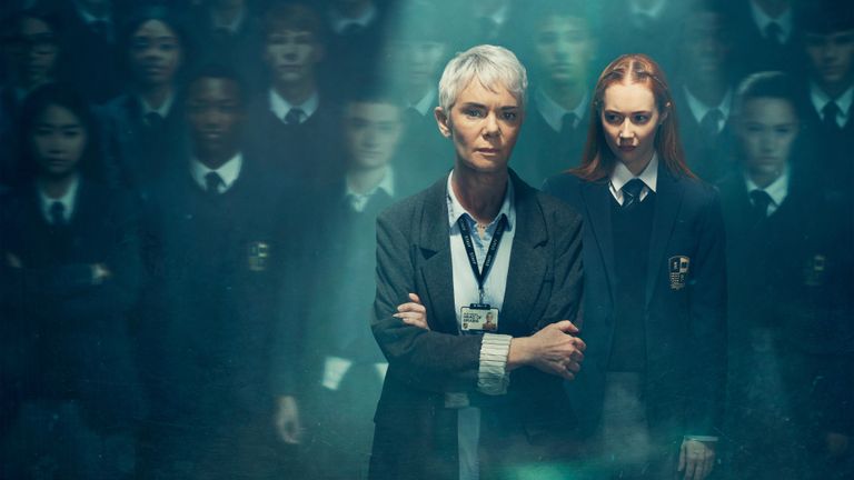 Steve Edge & Natalie Gavin star in ‘The Teacher’ S3
