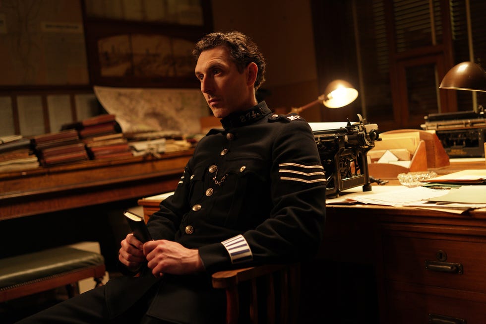 Blake Harrison stars in ‘Bookish’